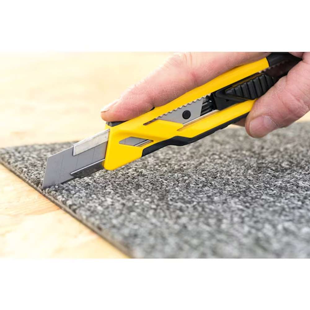 Cutter 3blade slide autobloccante Stanley 10266