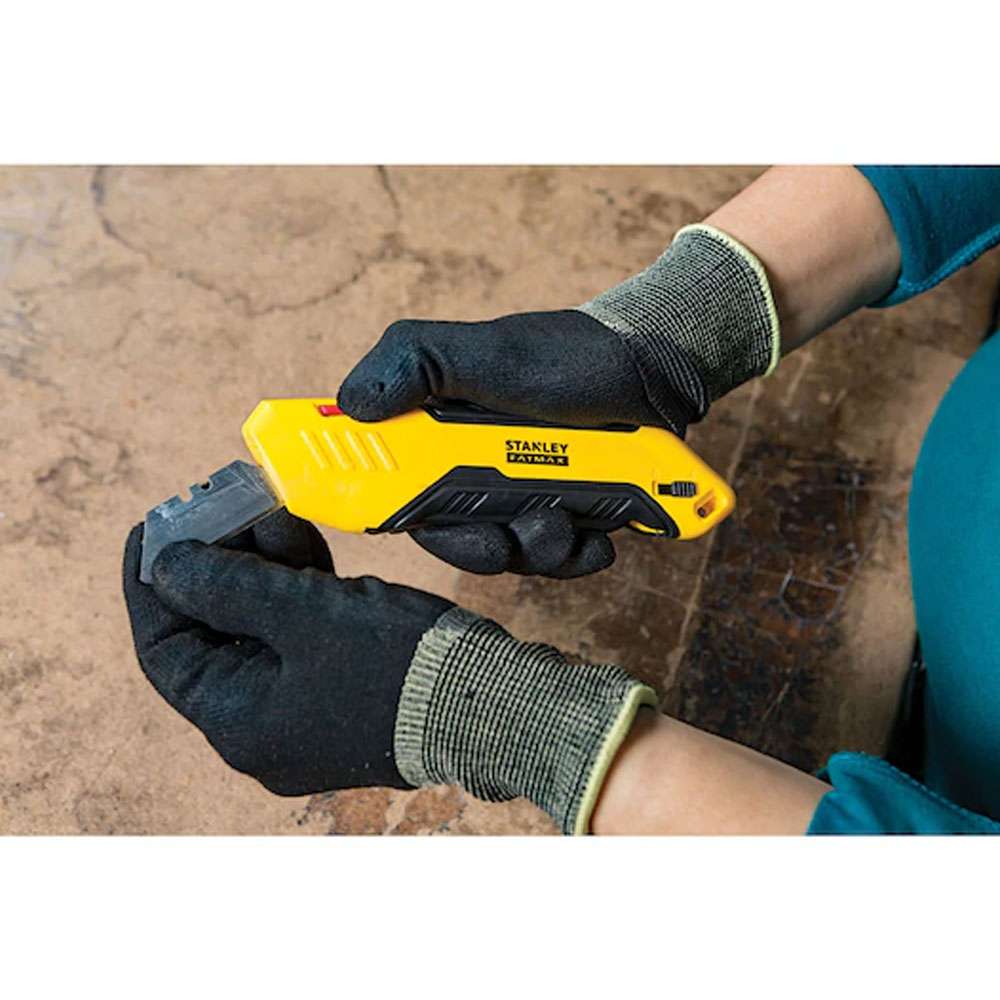 Coltello con leva di sicurezza Stanley Fatmax FMHT10369-0