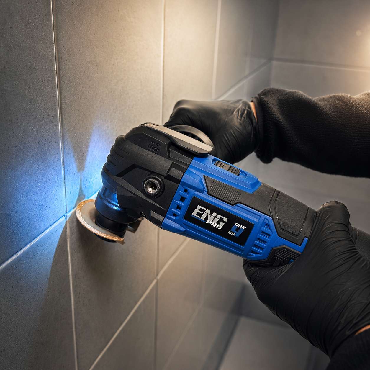 Avvitatore a impulsi 1/4", Utensile multifunzione e 2 Batterie 2/4.0Ah ENG PRO