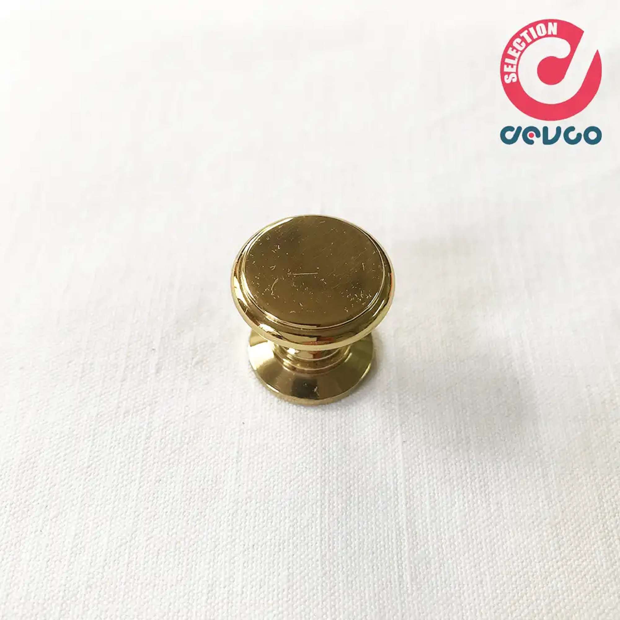 Pomello misura 30 colore oro con perni e dadi  Omp Porro  0165 - 30